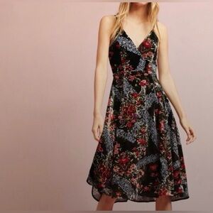 Eri + Ali Anthropologie Kora Dark Floral Velvet Burnout Slip Dress Size 8